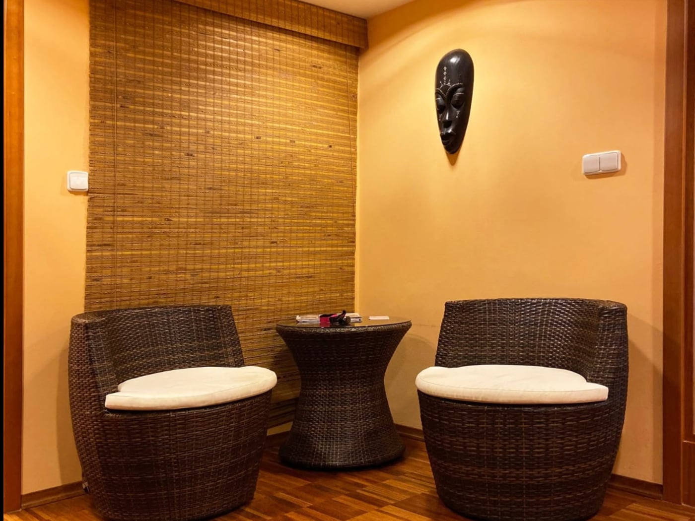 Relaxation corner of the salon at Hotel Vista in Brno